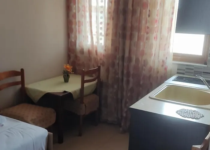 Ksamil Apartments