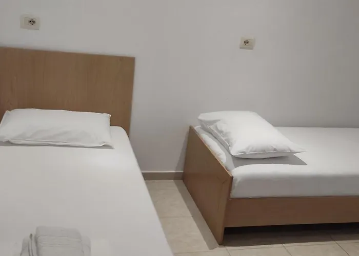 Ksamil Apartments